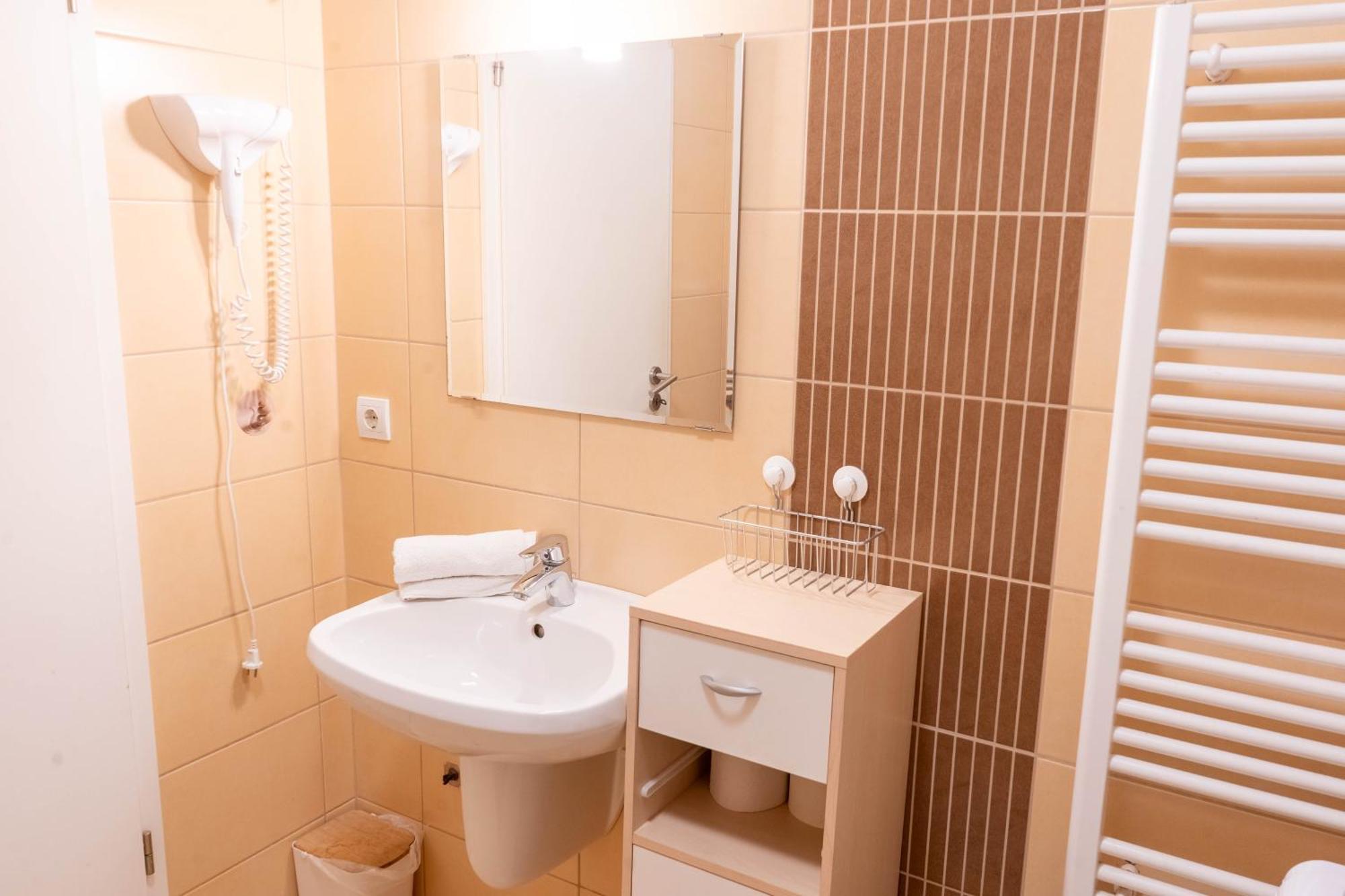 Cac Wellness Apartment Siofok Dış mekan fotoğraf